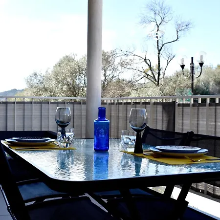 Terrasse Entre Et Port Porto-Vecchio (Corsica)